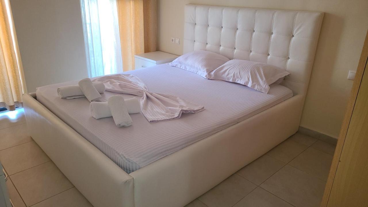 Marinela Apartment Тирана Экстерьер фото